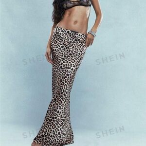 MAXI SATIN LEOPARD SKIRT